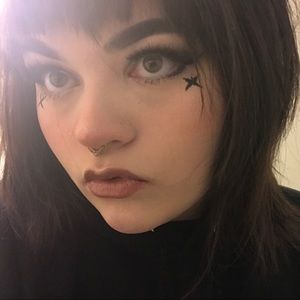 Meet your Posher, Raven